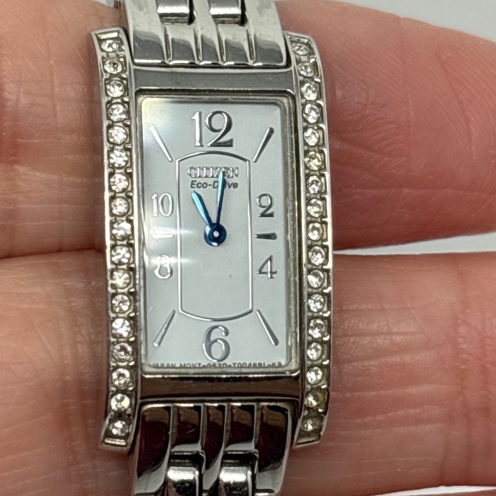 Citizen Eco-Drive Women's Silver Tone Crystal‎ Accent Watch Untested Battery